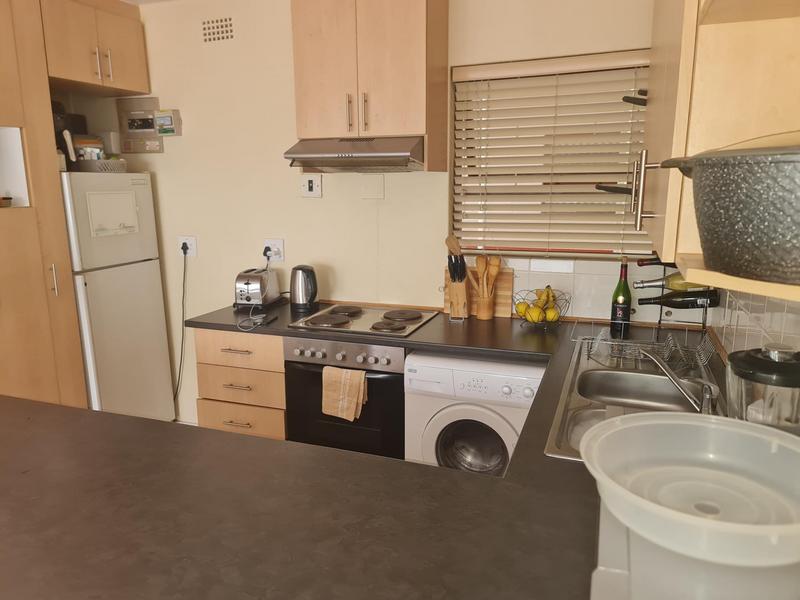 1 Bedroom Property for Sale in Northcliff Western Cape